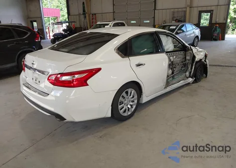 2017 Nissan Altima 2.5 S из США, поврежденный, VIN 1N4AL3AP6HC125206